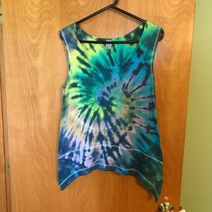 Rainbow Tie Dye shark bite tank top M